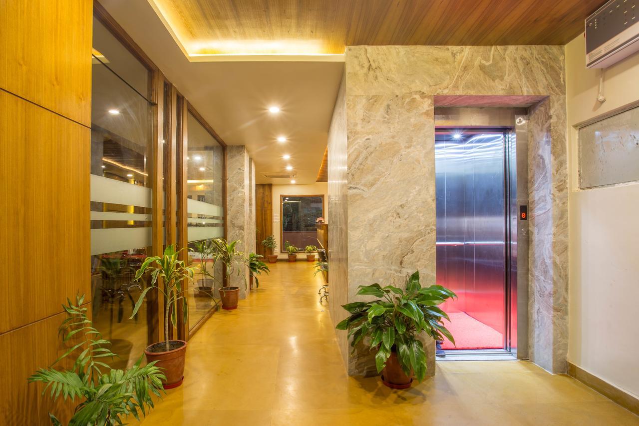 Hotel Portland Pokhara Kültér fotó